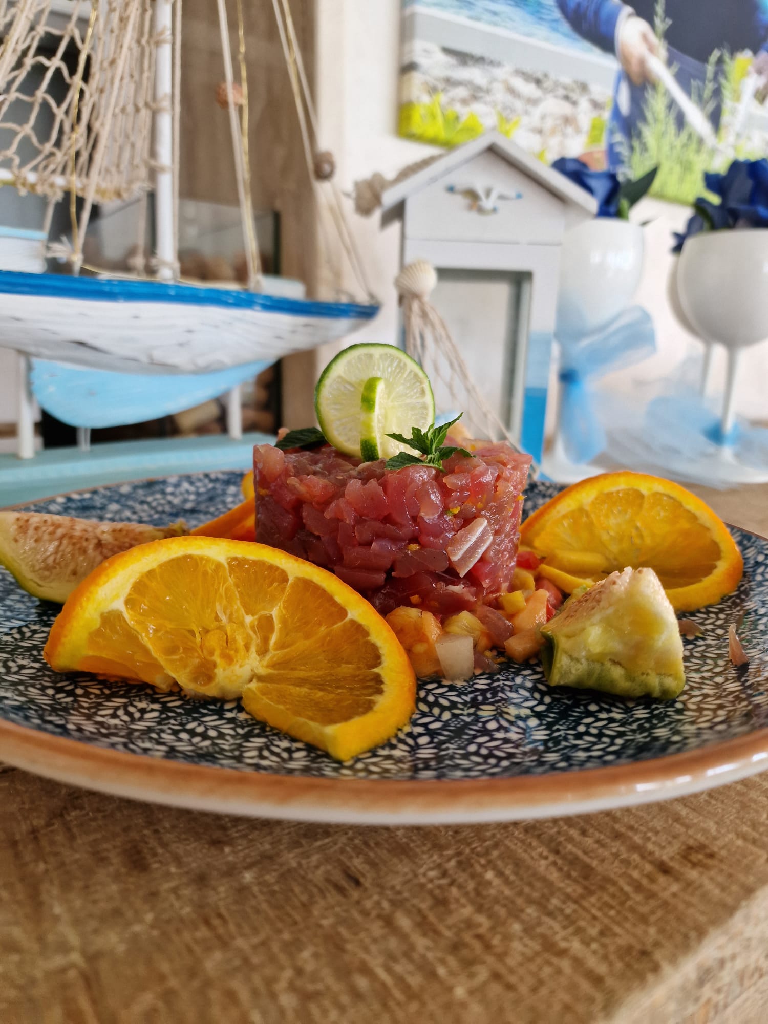 Tartare di tonno e agrumi